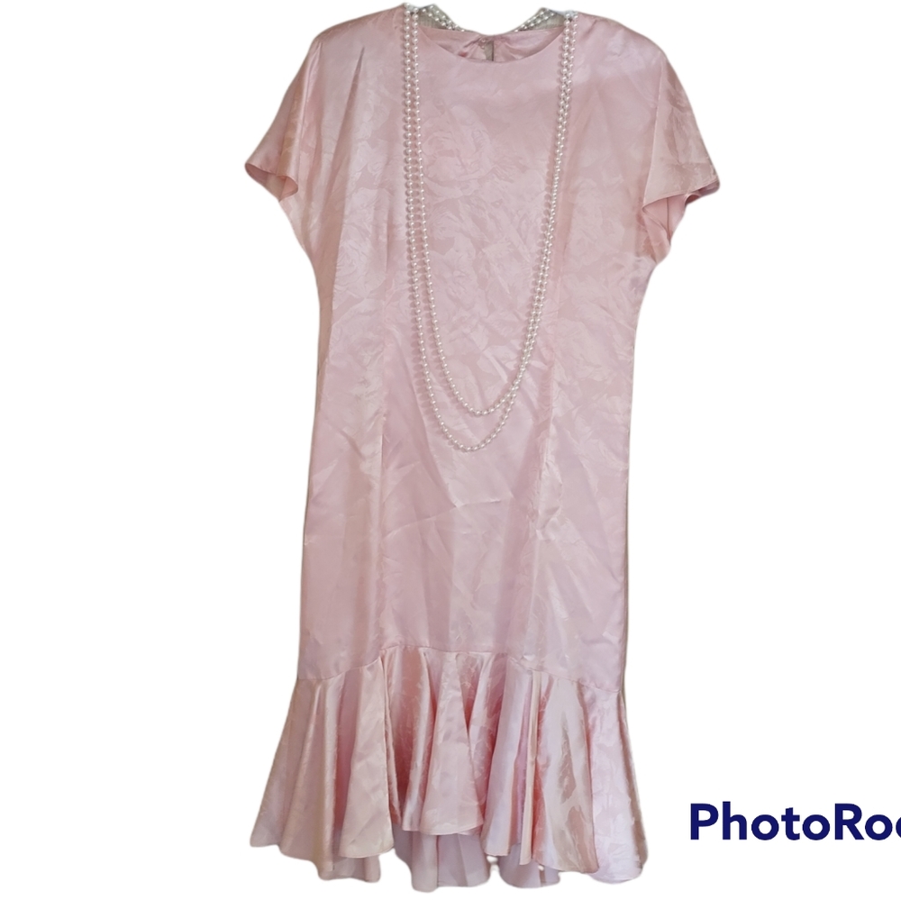 Vintage New Raves Floral Satin Prom Dress Pearl Beads Ruffle Hem Flutter Sleeves